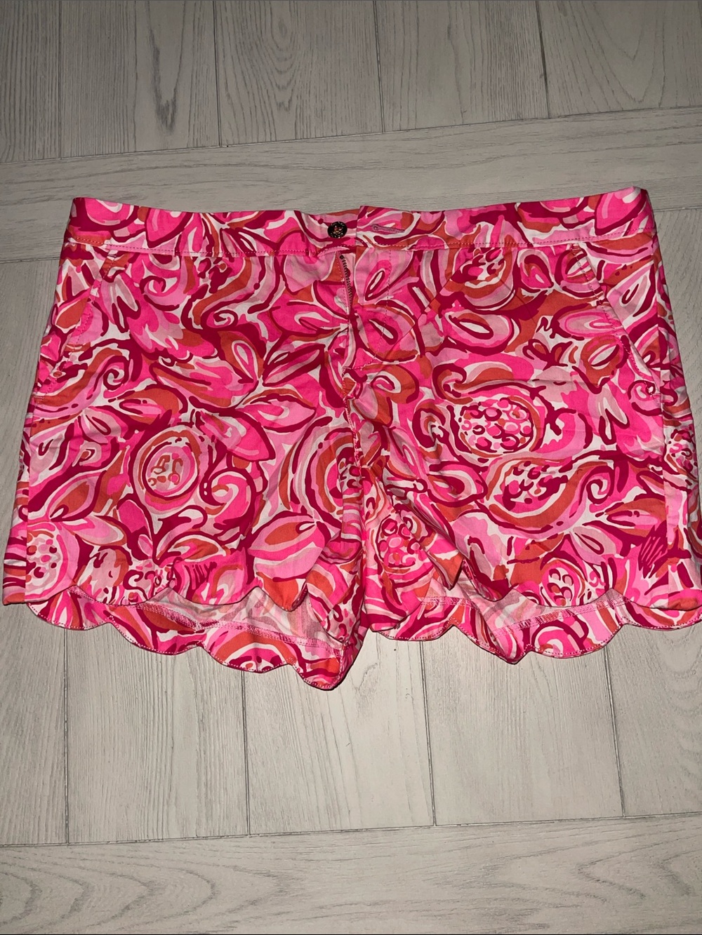 Lilly Pulitzer Buttercup Short in “Pink Pout Mango”